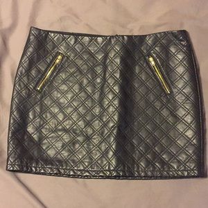 Express Quilted Skirt
